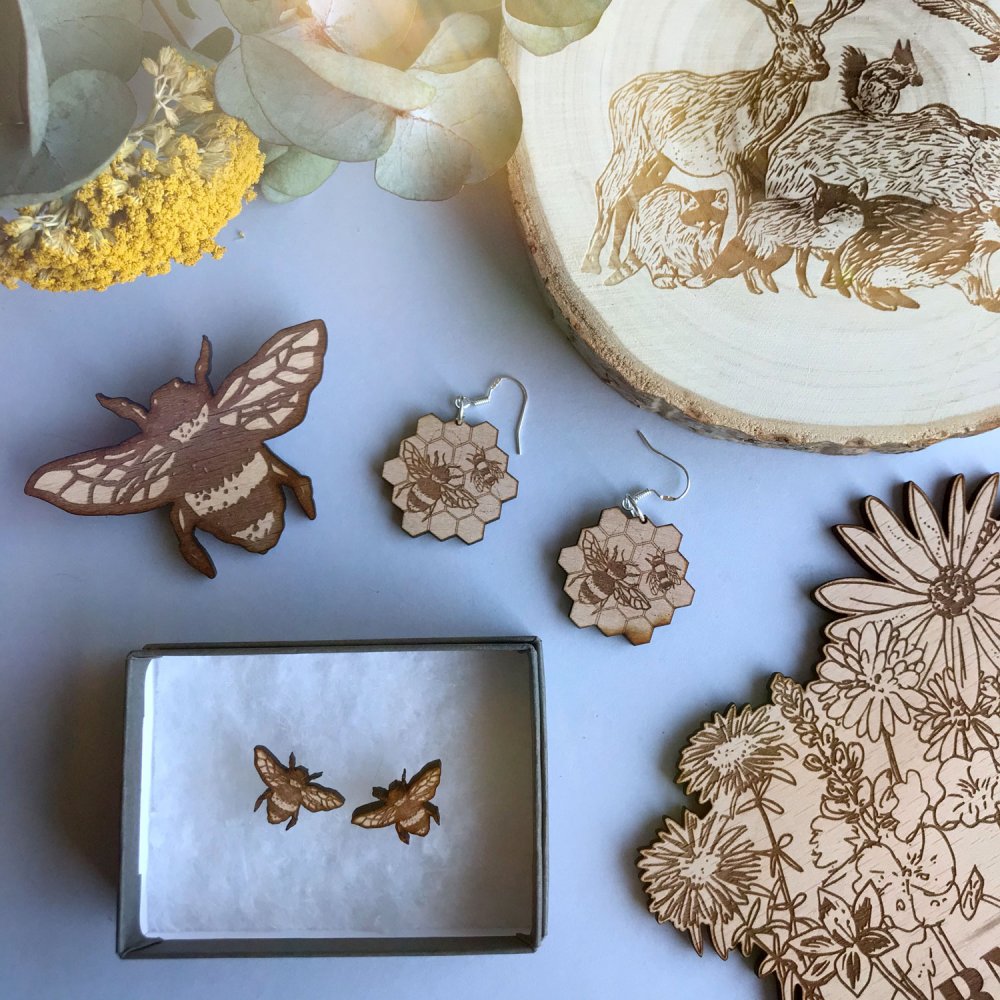 bee-flower-accessories-brooch-earrings
