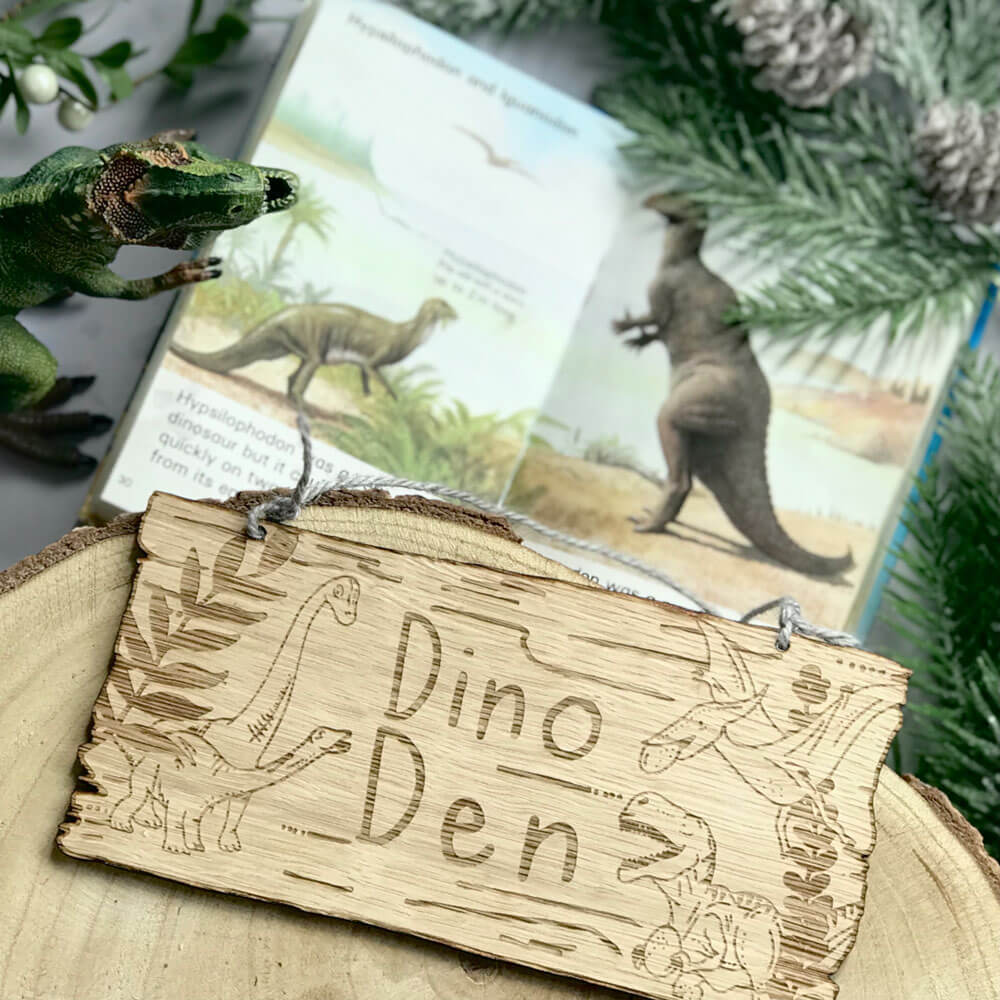dino-den-wood-sign-1