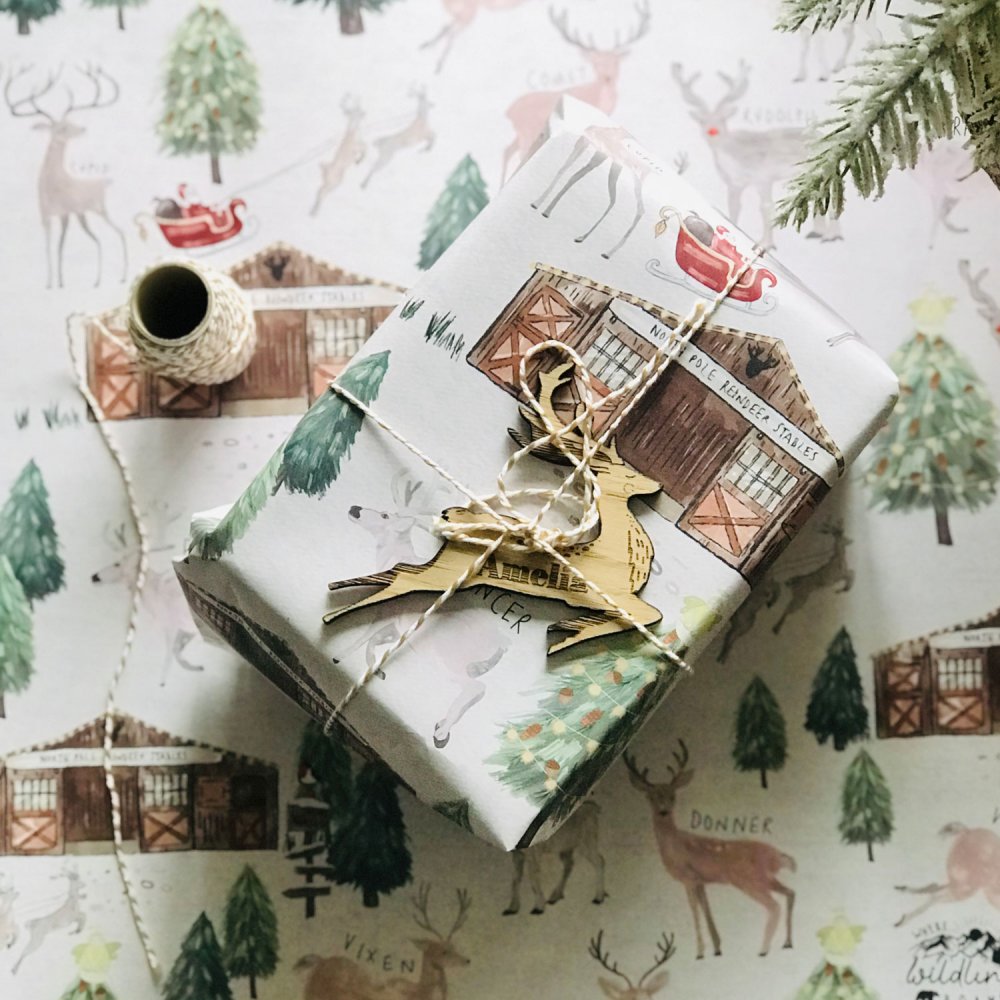 northpole-wrapping-paper-gift-wrap